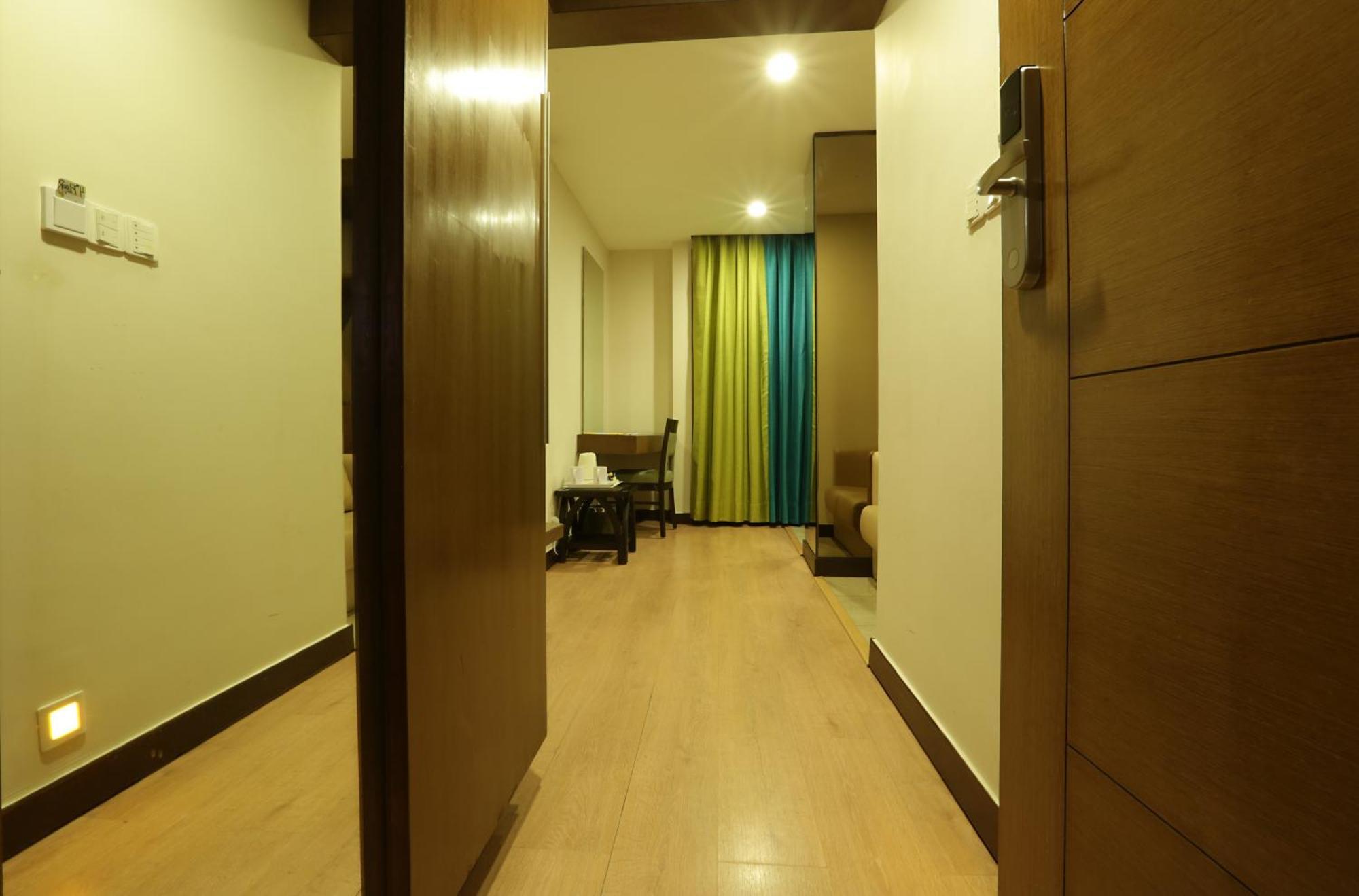 Hotel Deluxe Stay Inn Delhi Airport Hotel New Delhi